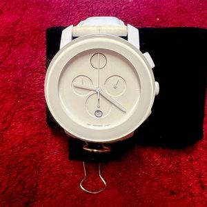Pre-loved authentic MOVADO BOLD